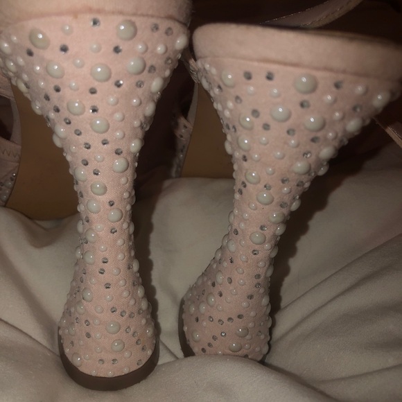 Madden Girl SZ 8 Zane Pearl heels - Picture 5 of 7